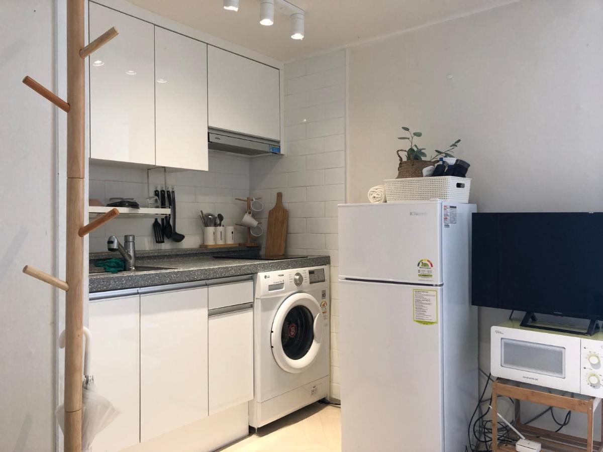 Rich House Dongdaemun Hostel Seoul Bagian luar foto